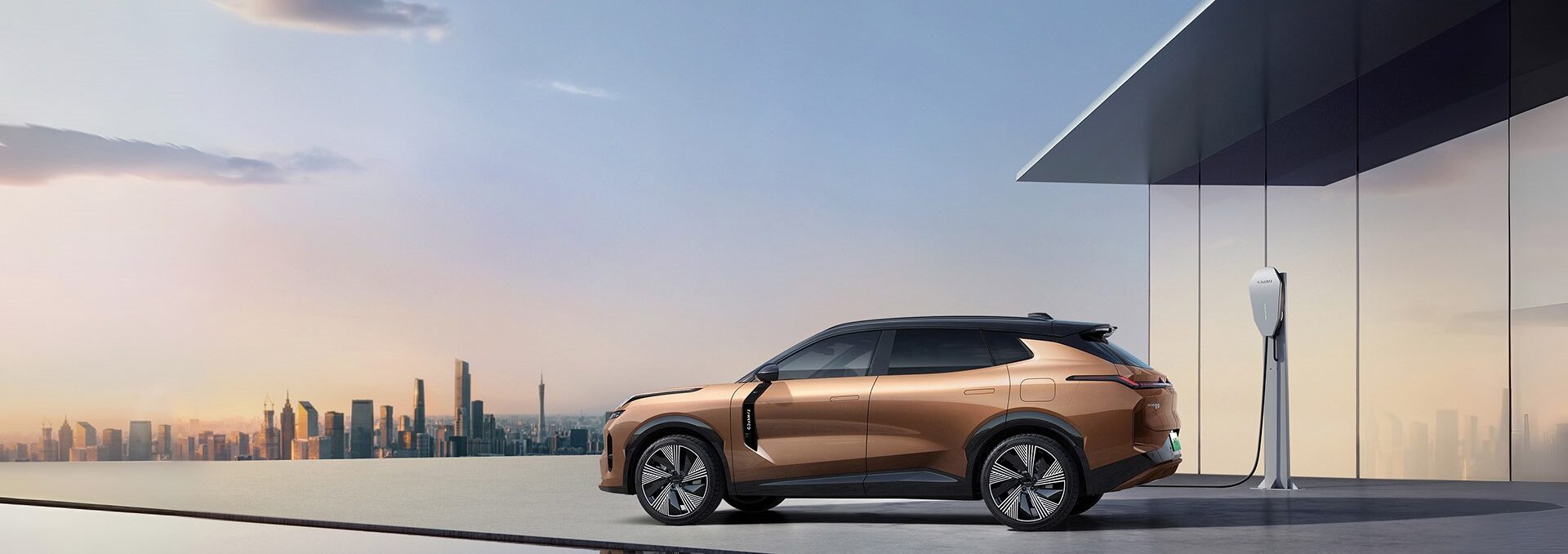 Lynk & Co 08 EM-P